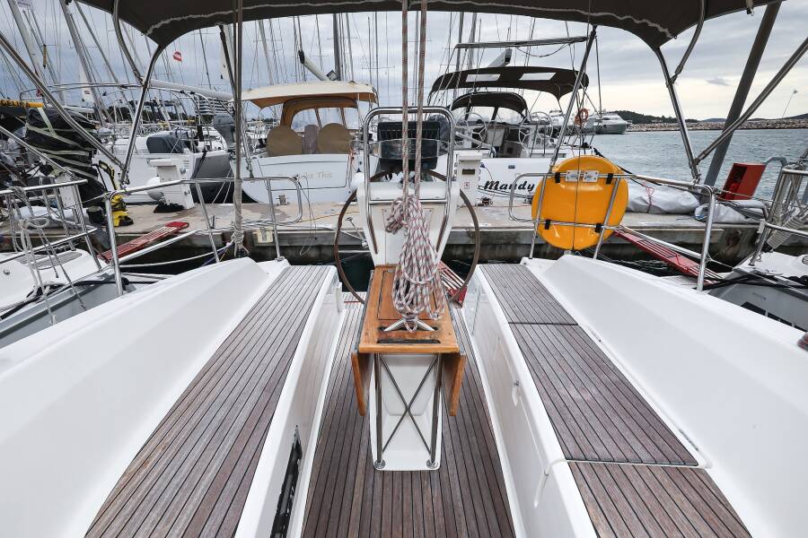 Bavaria Cruiser 32  | Star Chiara