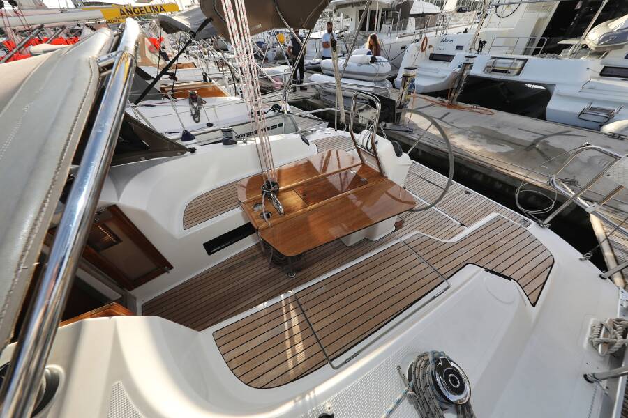 Bavaria Cruiser 33  | Dolce Vita