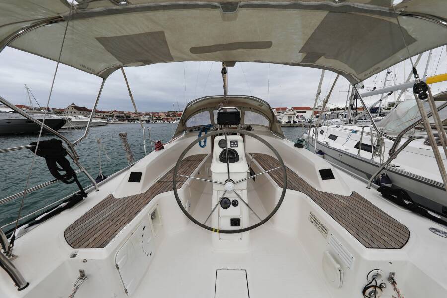 Bavaria Cruiser 33  | Homeoffice