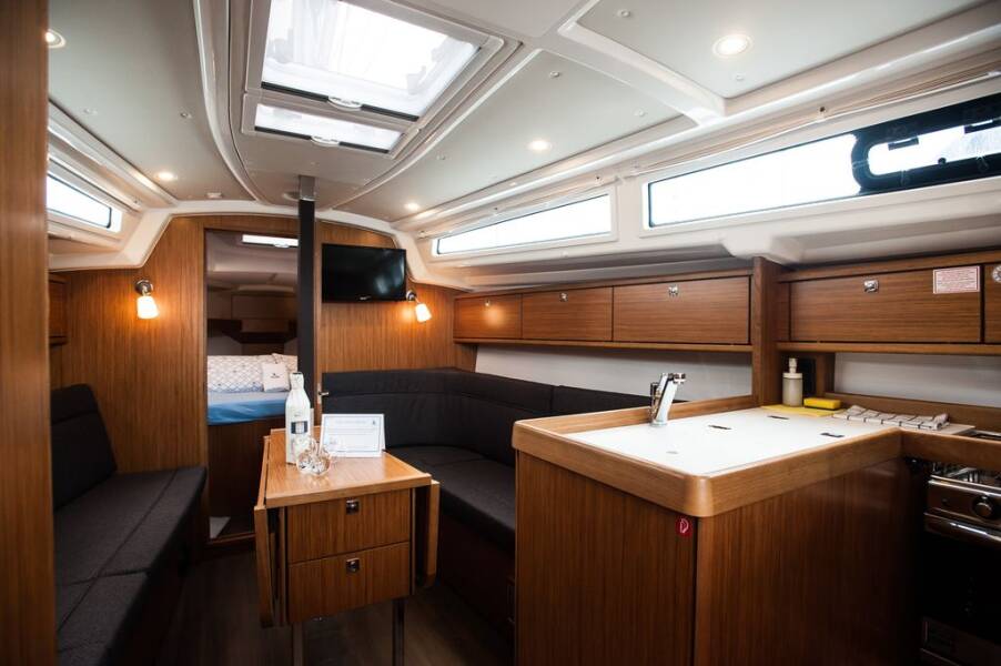 Bavaria Cruiser 34 Style  | Neo