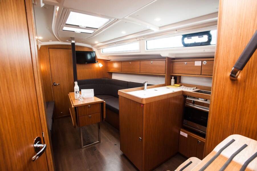 Bavaria Cruiser 34 Style  | Neo