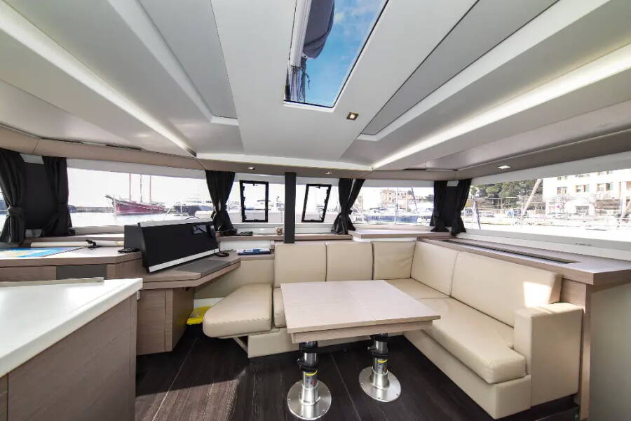 Fountaine Pajot Astrea 42  | PRESTIGE