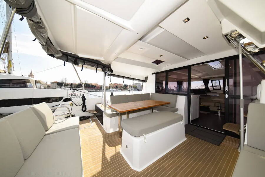 Fountaine Pajot Astrea 42  | PRESTIGE