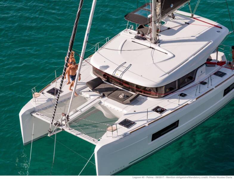 Lagoon 40  | Moxy