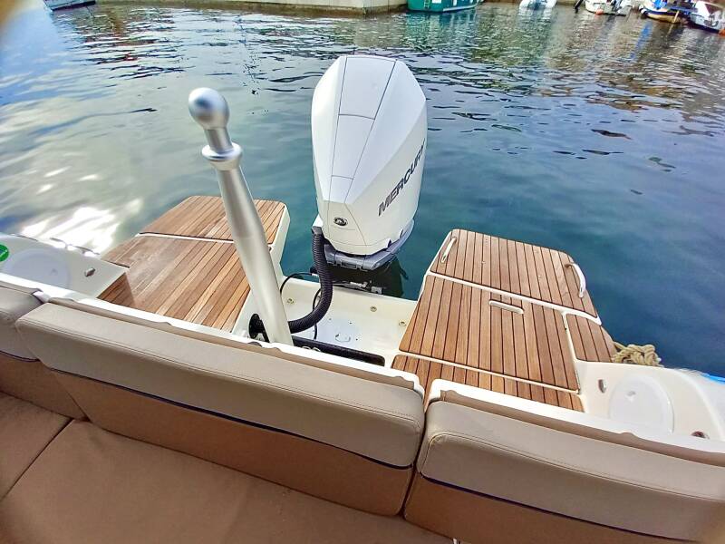 Quicksilver Activ 675 Sundeck  | Josip